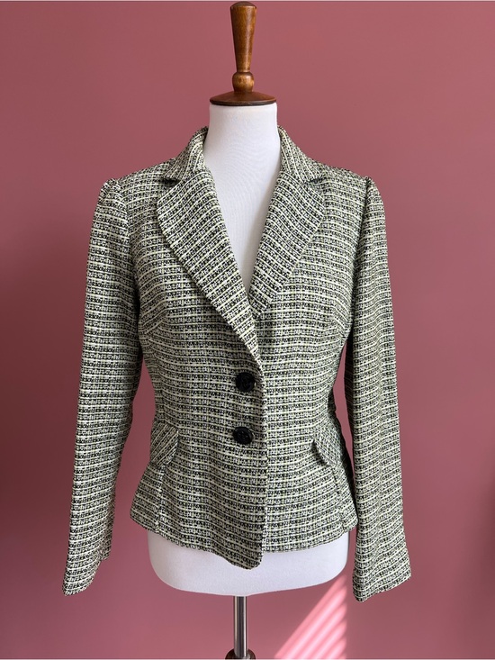 Larry Levine Jackets & Blazers - Larry Levine Black Ivory Tweed Blazer